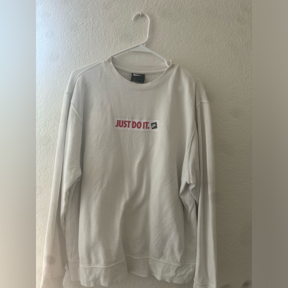 Nike Large White Crewneck